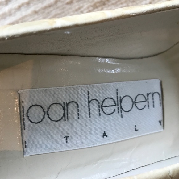 Textured heels - Picture 5 of 5